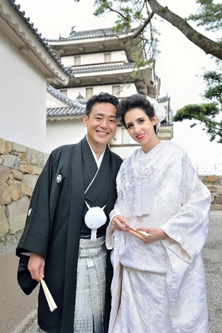 国際結婚式を日本で挙げる。日本らしい国際結婚式。国際結婚の演出
Japanese Traditional Wedding Ceremony,Kimono Wedding